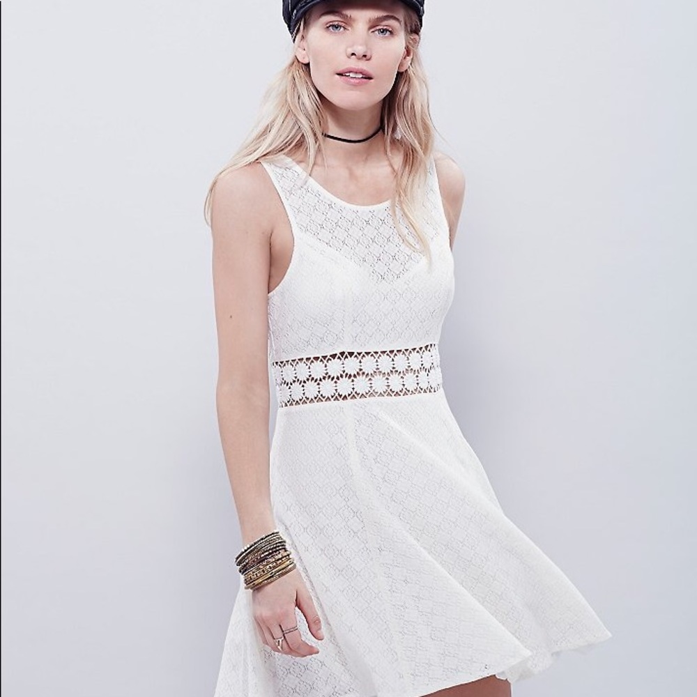 Host PickFree People White Fitted With Daisies